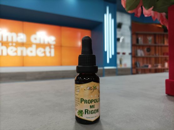 Propolis me rigon nga YLLI MERJA DOKTOR POPULLOR